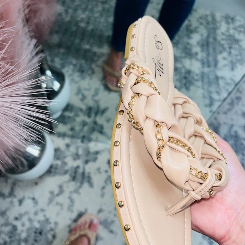 So Me Braided Sandals with Gold Chain - Cream